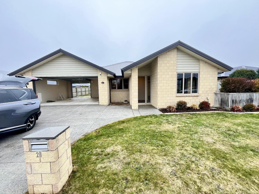 21 Quartz Drive, Rolleston, Rolleston - Carousel 2