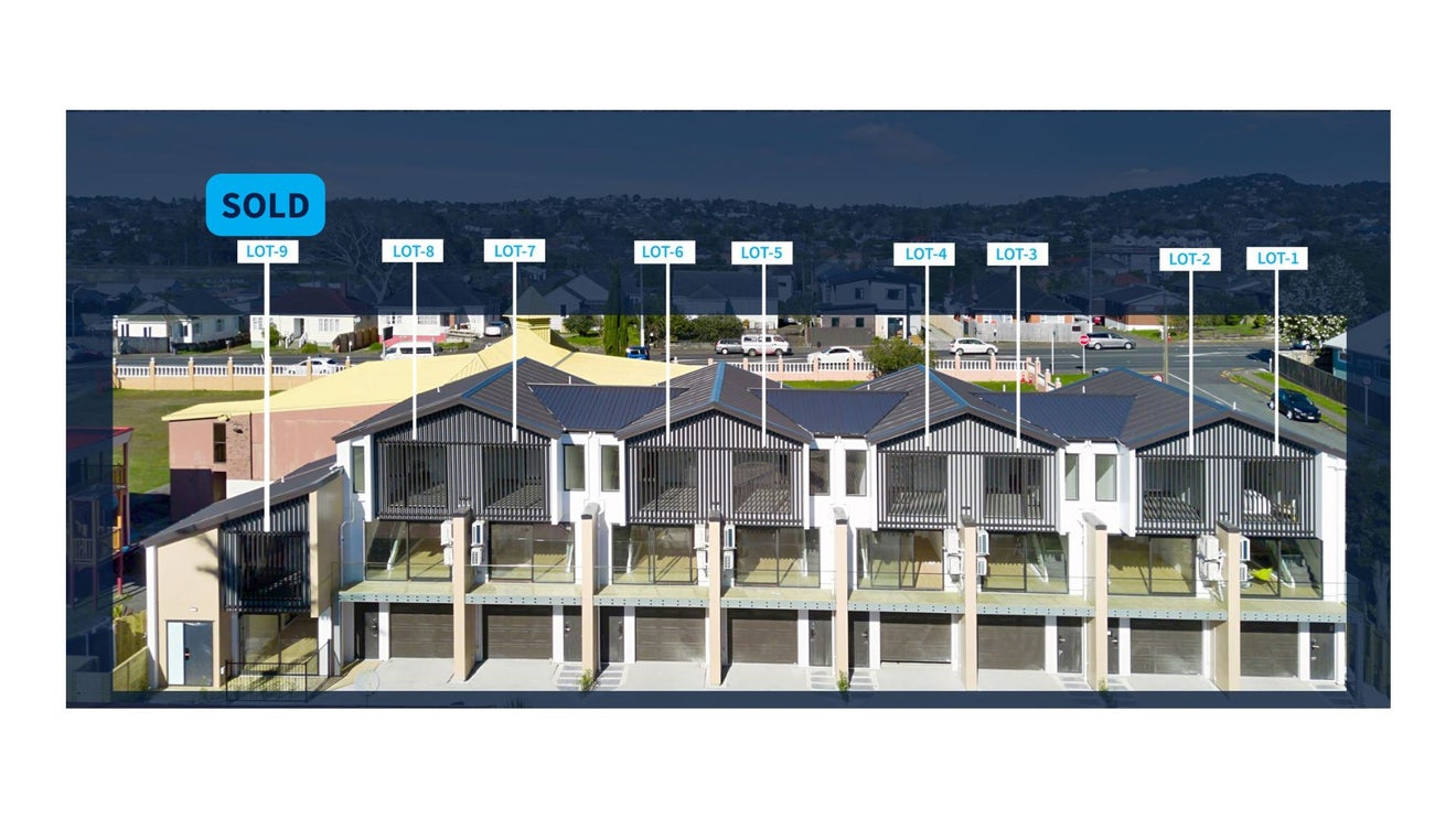 9/1 Waters Place, New Lynn, Auckland - Carousel 1