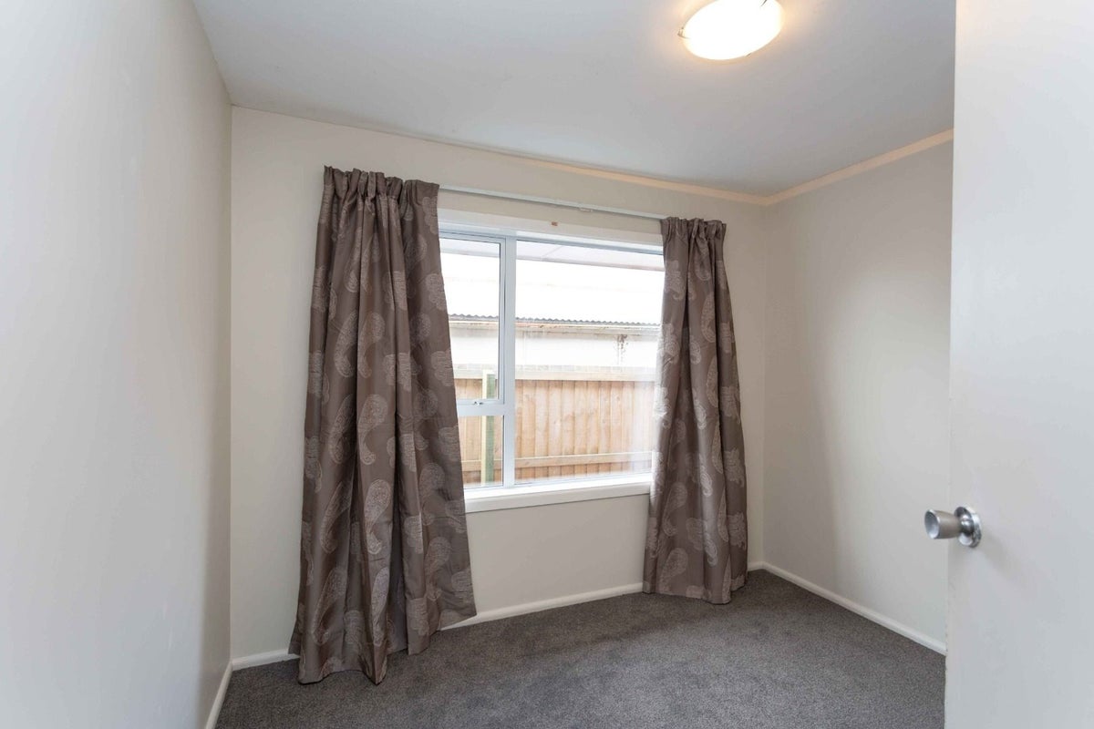 17 Brookby Crescent, Avonhead, Christchurch - Carousel 15