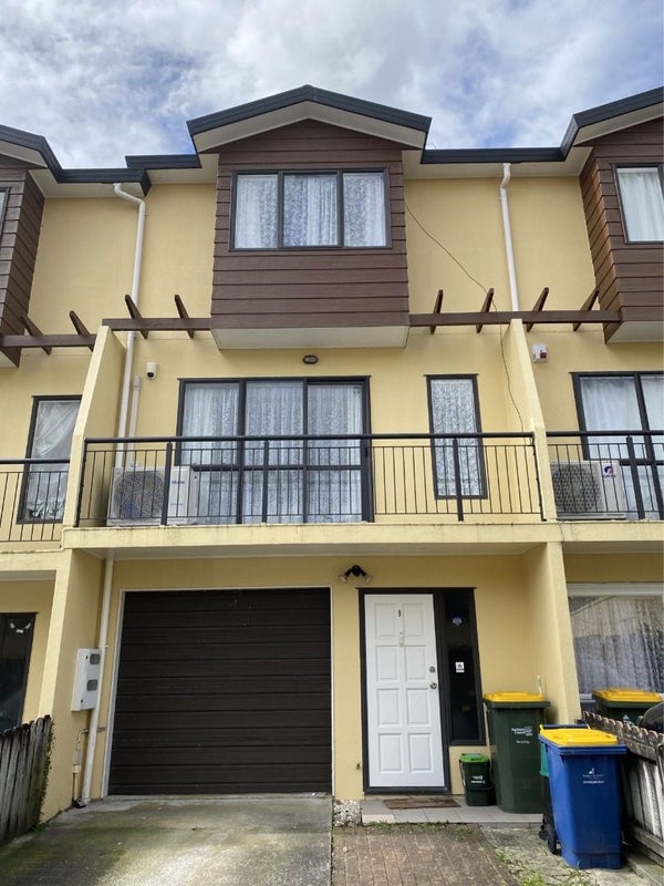 9/8 Margan Avenue, New Lynn, Auckland - Carousel 2