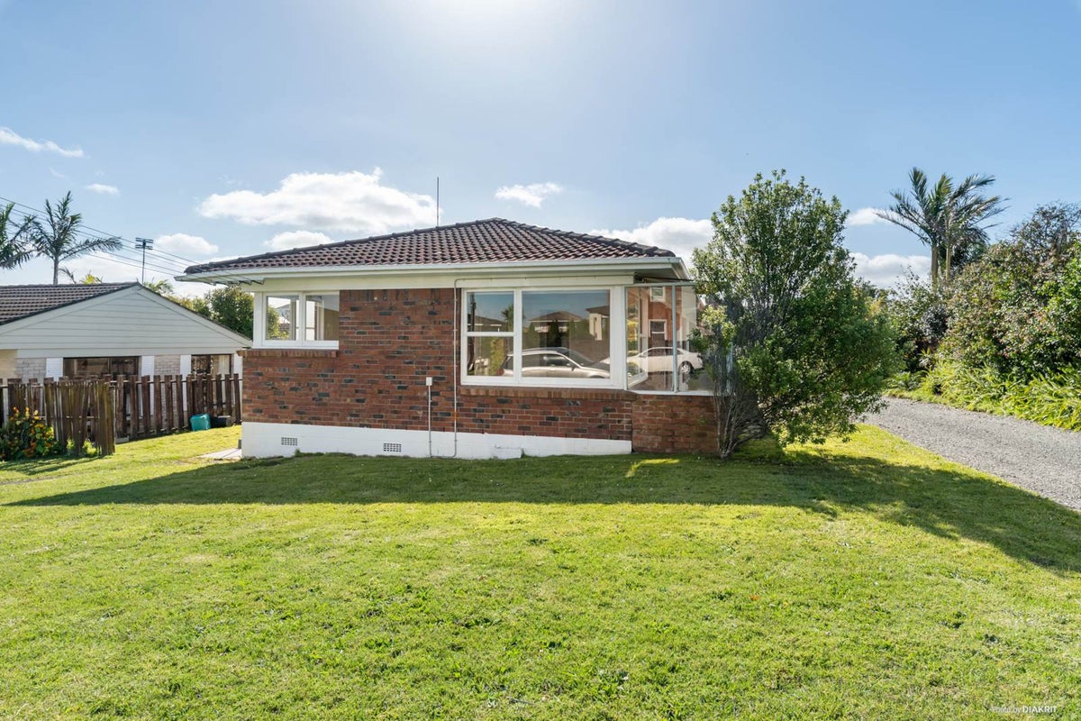1/5 Hororata Road, Hauraki, Auckland - Carousel 1