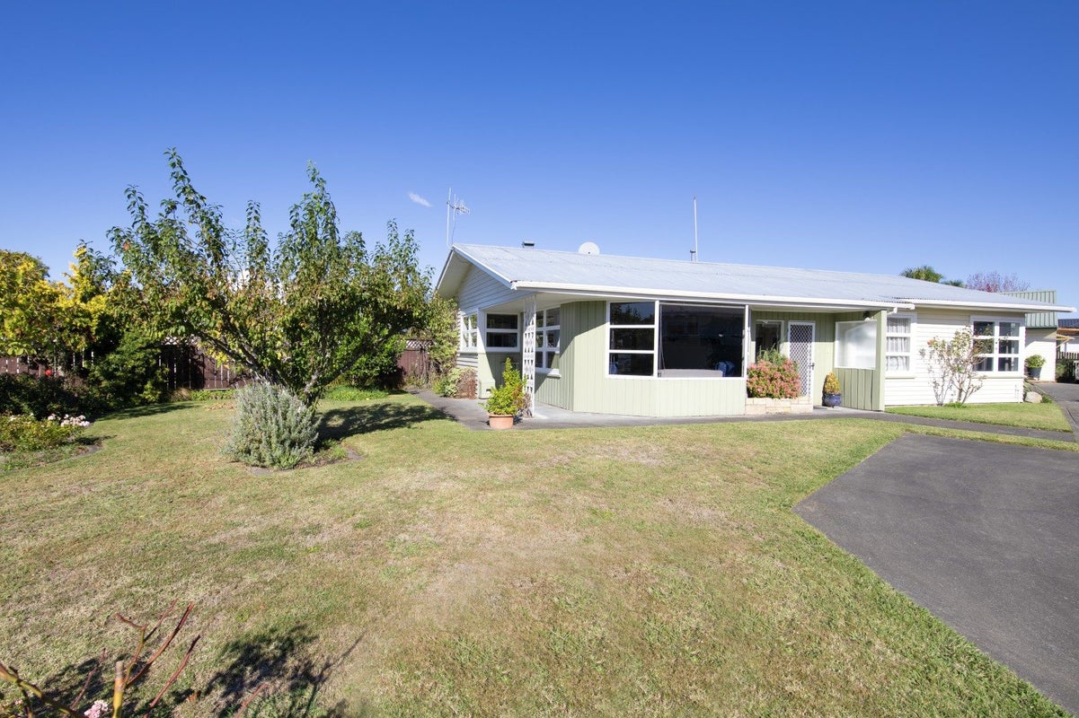 4 Balmoral Street, Taradale, Napier - Carousel 15