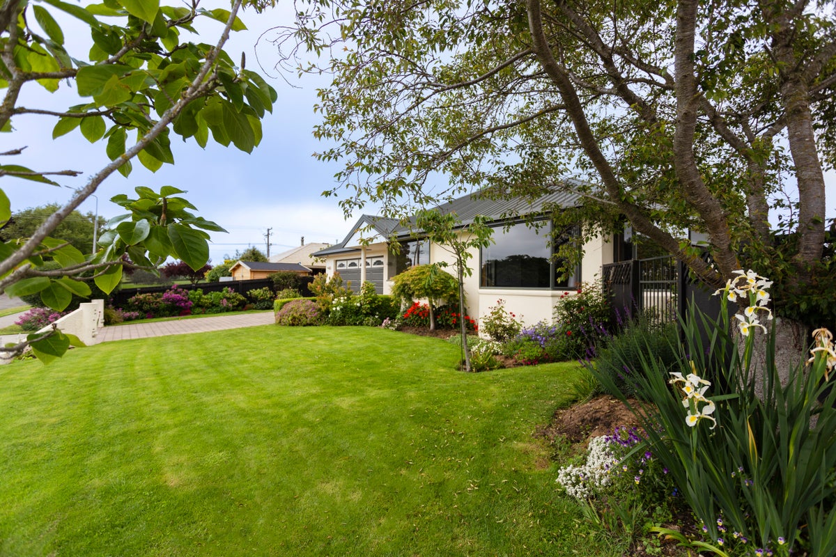 1 Hannah Place, Holmes Hill, Oamaru - Carousel 20