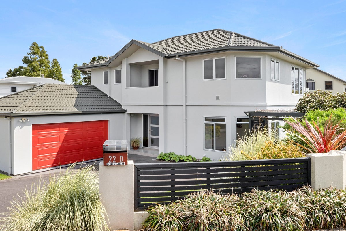 22D Lismore Street, Strandon, New Plymouth - Carousel 1