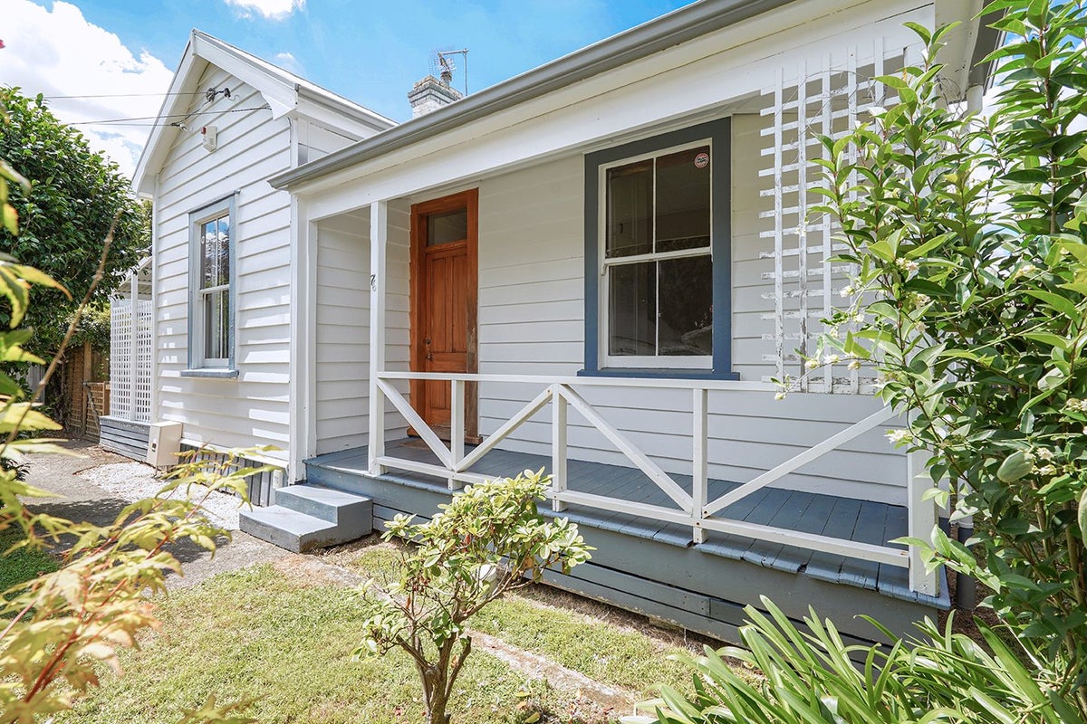 76 Albert Street, Hamilton East, Hamilton - Carousel 2