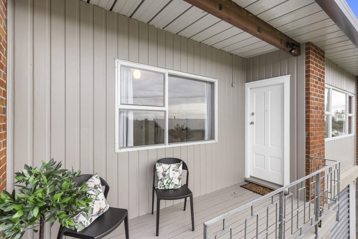 2/1 Verran Road, Birkenhead, Auckland - Carousel 2