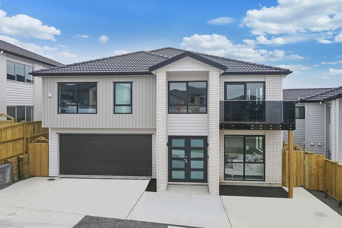11 Tiro Street, Flat Bush, Auckland - Carousel 1