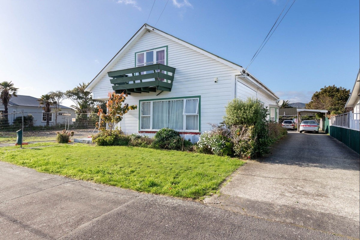 110 Richmond Street, Petone, Lower Hutt - Carousel 2
