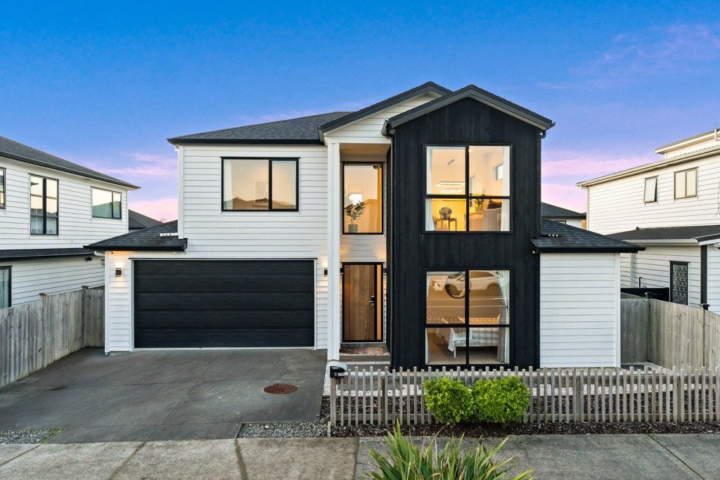 51 Craigs Way, Hobsonville, Auckland - Carousel 1