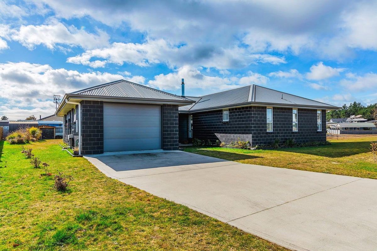 82 Parekaawa Drive, Motuoapa, Turangi - Carousel 2