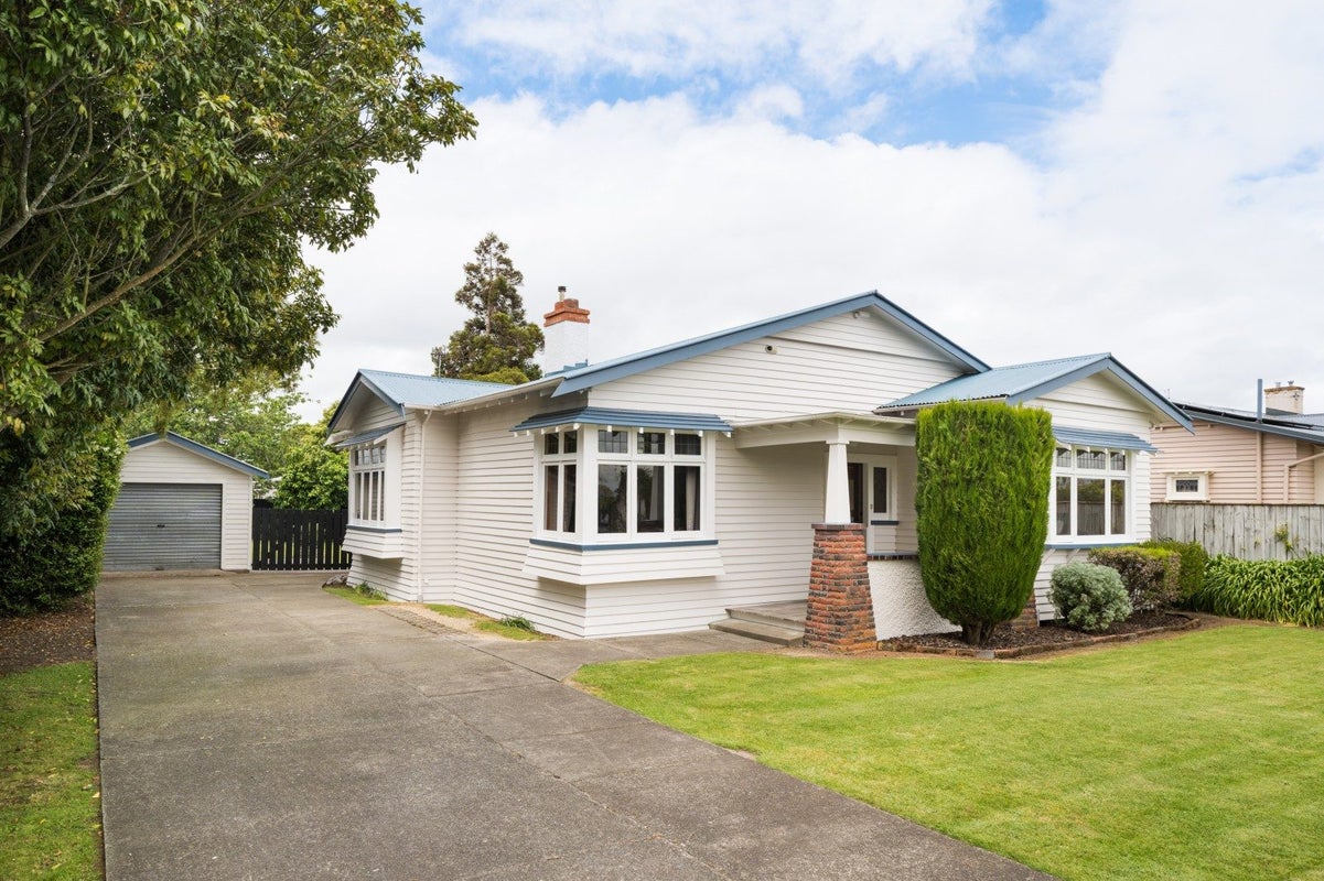 55 Lyndhurst Street, Takaro, Palmerston North - Carousel 1