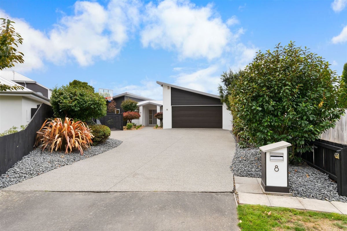 8 Springwater Avenue, Northwood, Christchurch - Carousel 37