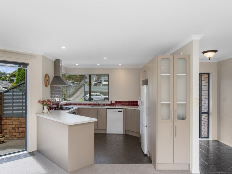 213 Castlewold Drive, Bethlehem, Tauranga - Carousel 23