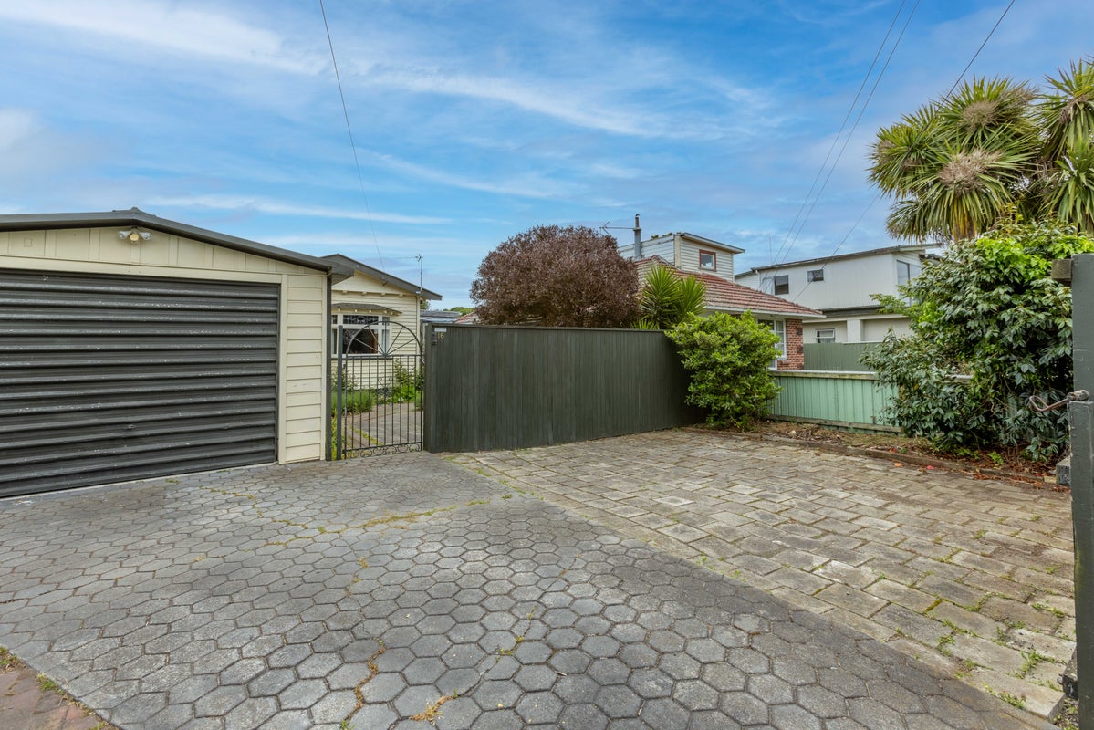 16 Pinewood Avenue, North New Brighton, Christchurch - Carousel 21