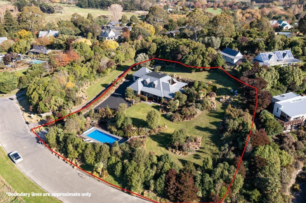 23A Hyndhope Road, Kennedys Bush, Christchurch - Carousel 1