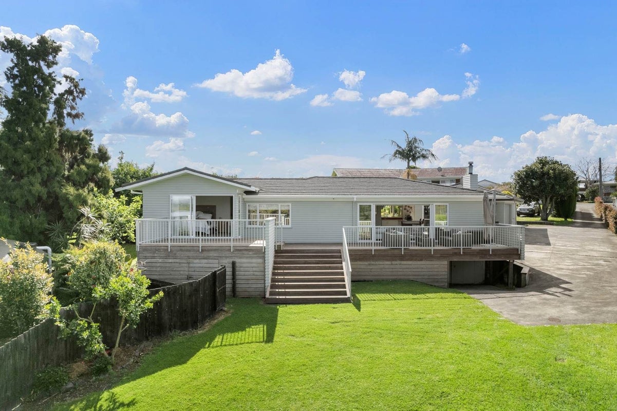 32 Towai Road, Karaka, Papakura - Carousel 1