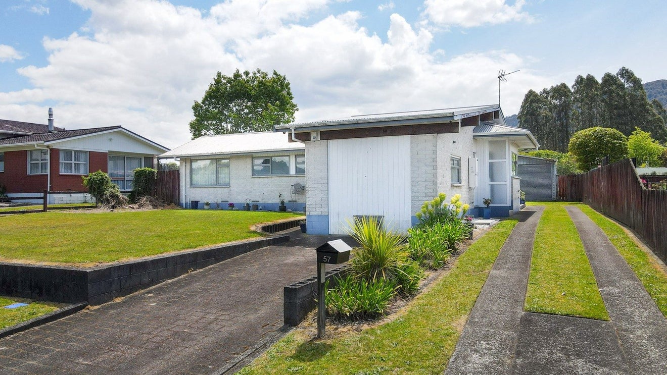 57 Rimuvale Street, Pukehangi, Rotorua - Carousel 1