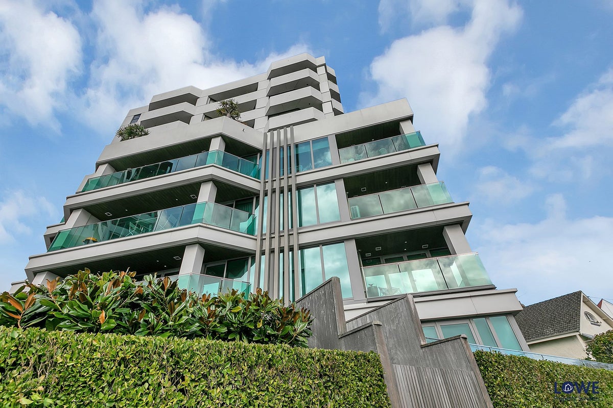304/9 Hopetoun Street, Freemans Bay, Auckland - Carousel 2