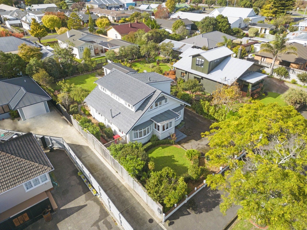 20 Alfred Street, Roslyn, Palmerston North - Carousel 50