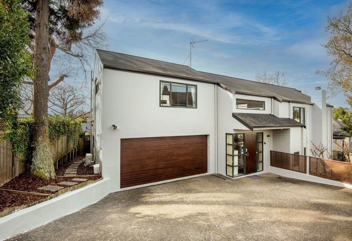 1A Benson Road, Remuera, Auckland - Carousel 1