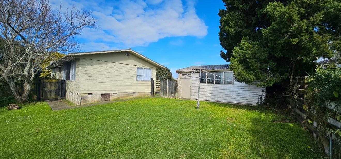 0 Tuna Bay, Tennyson Inlet, Marlborough - Carousel 2
