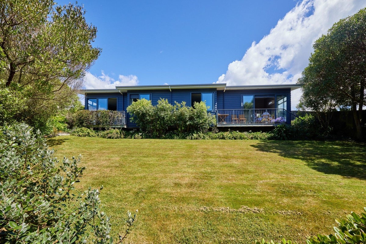 28 Greenburn Way, Kaikoura Flat, Kaikoura - Carousel 1