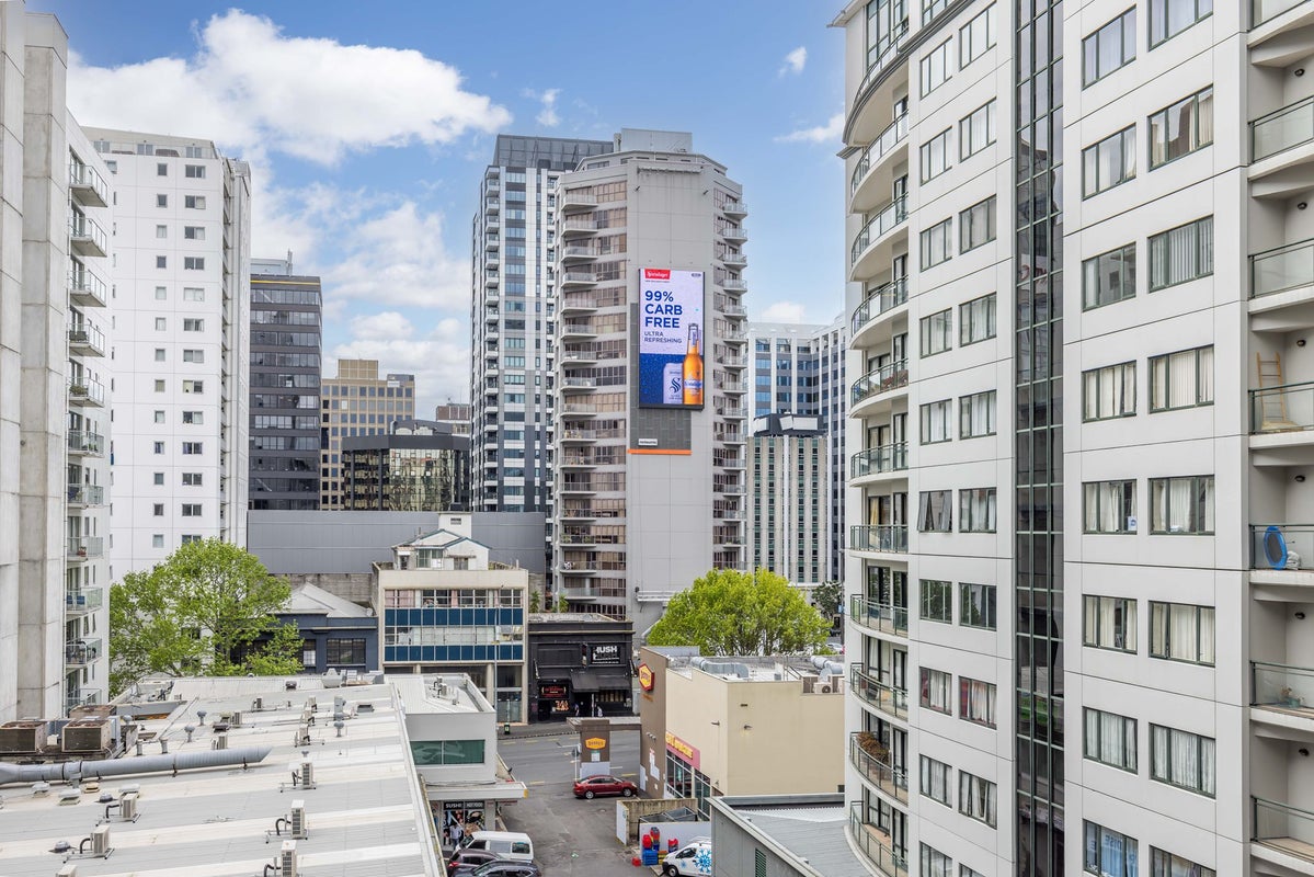 707/17 Vogel Lane, Auckland Central, Auckland - Carousel 2