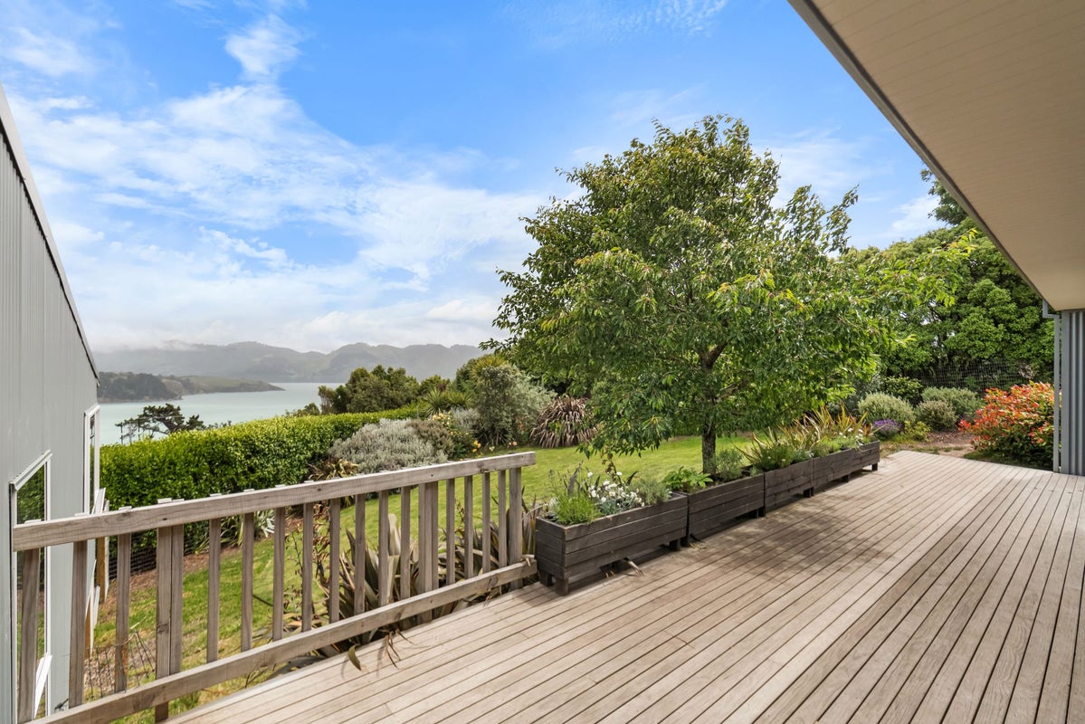 6 Euan Sarginson Place, Diamond Harbour, Lyttelton - Carousel 1