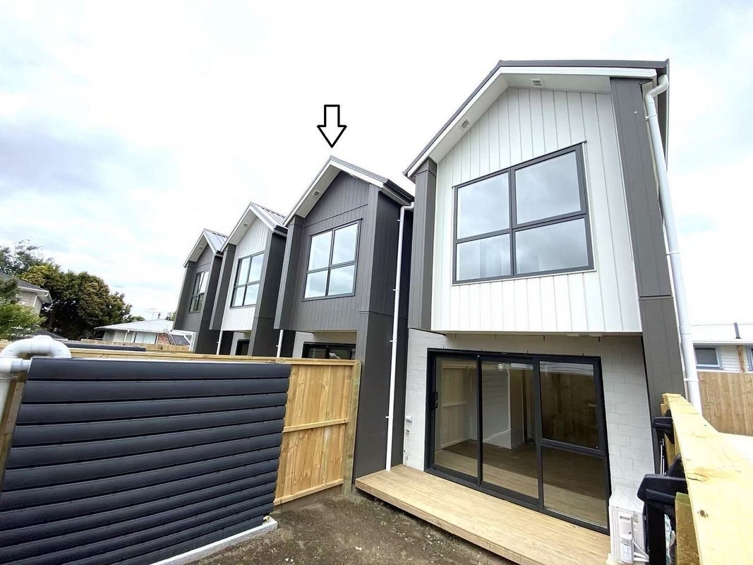 321D Pakuranga Road, Pakuranga Heights, Auckland - Carousel 2