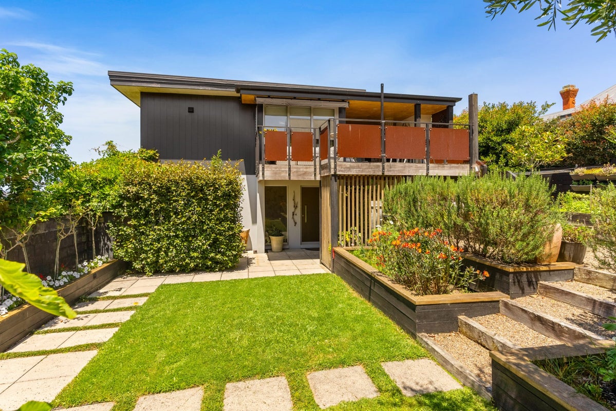 38 Hinemoa Street, Birkenhead, North Shore City - Carousel 1