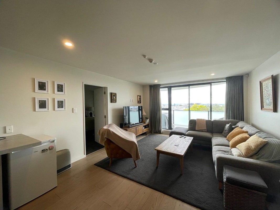 19/8 Basque Road, Eden Terrace, Auckland - Carousel 2