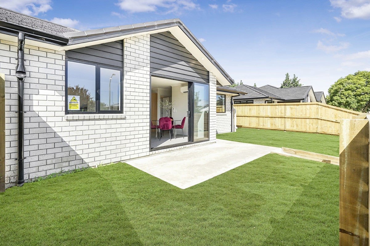 2/3 Bowen Place, St Andrews, Hamilton - Carousel 17