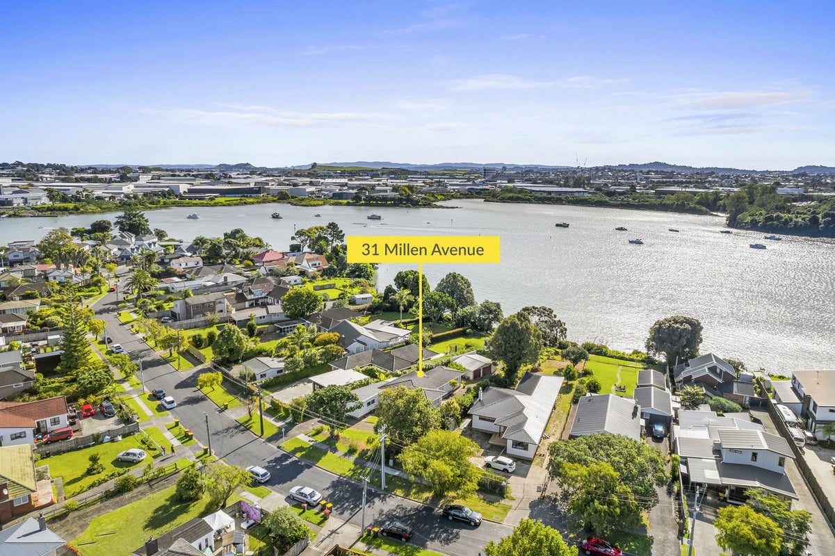 31 Millen Avenue, Pakuranga, Auckland - Carousel 2