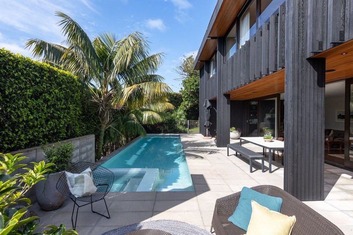 9 Bongard Road, Mission Bay, Auckland - Carousel 2