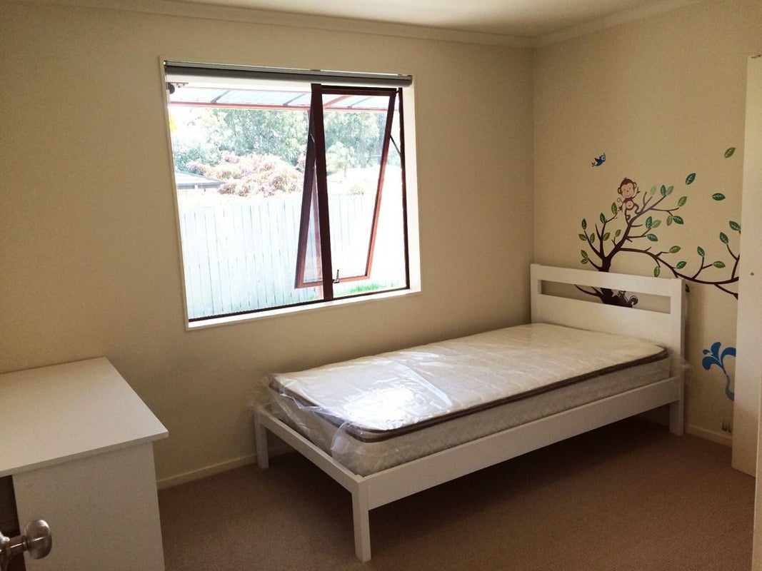 10A Louvain Place, Greenhithe, Auckland - Carousel 2
