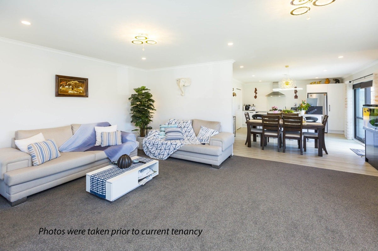 5 Poulson Grove, Trentham, Upper Hutt - Carousel 2