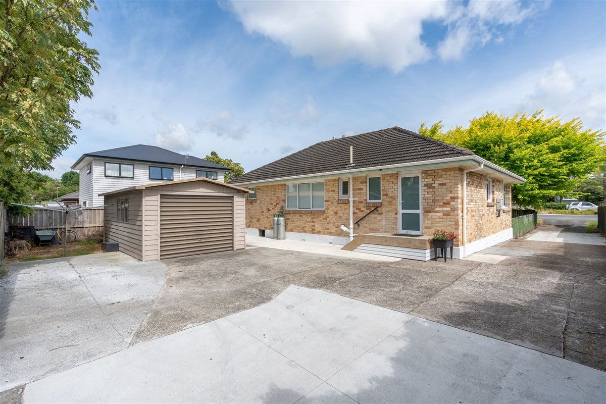 18 Morrinsville Road, Hillcrest, Hamilton - Carousel 23