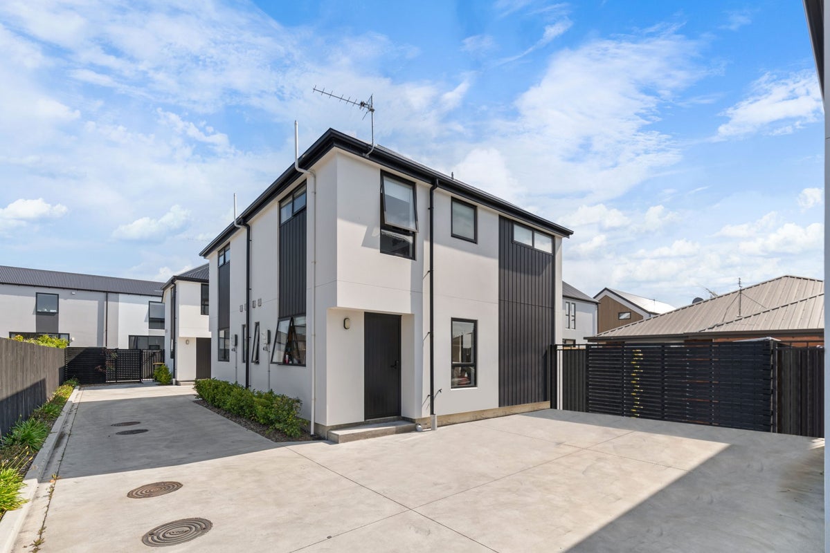 2/43 Harker Street, Spreydon, Christchurch - Carousel 2