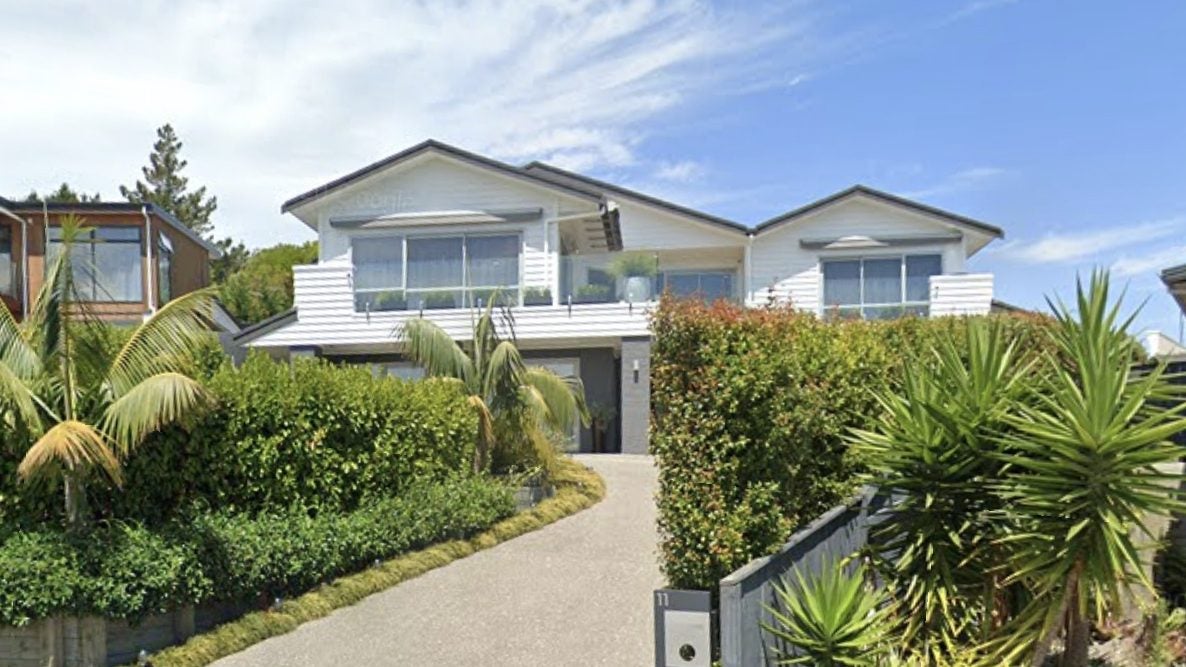 11 Fantail Crescent, Maraetai, Auckland - Carousel 1