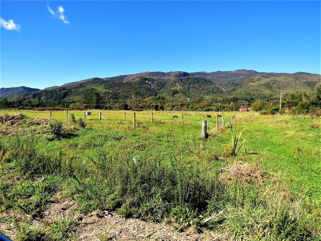2/99 Powerhouse Road, Fairdown, Westport - Carousel 2