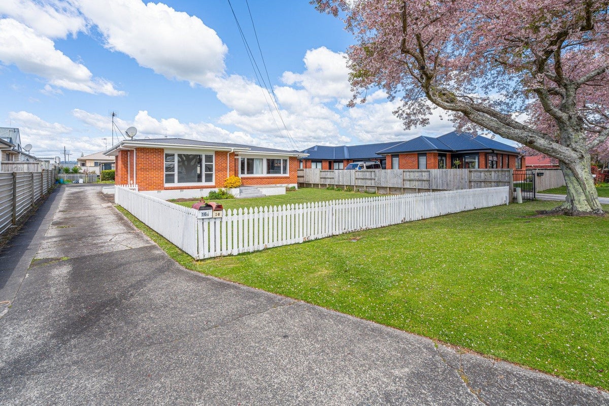 16 Mitchell Street, Greerton, Tauranga - Carousel 2