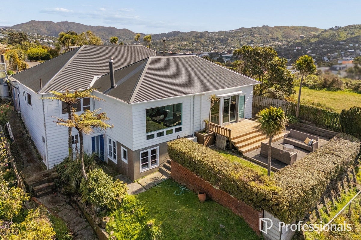 63 Messines Road, Karori, Wellington, Wellington - Carousel 1