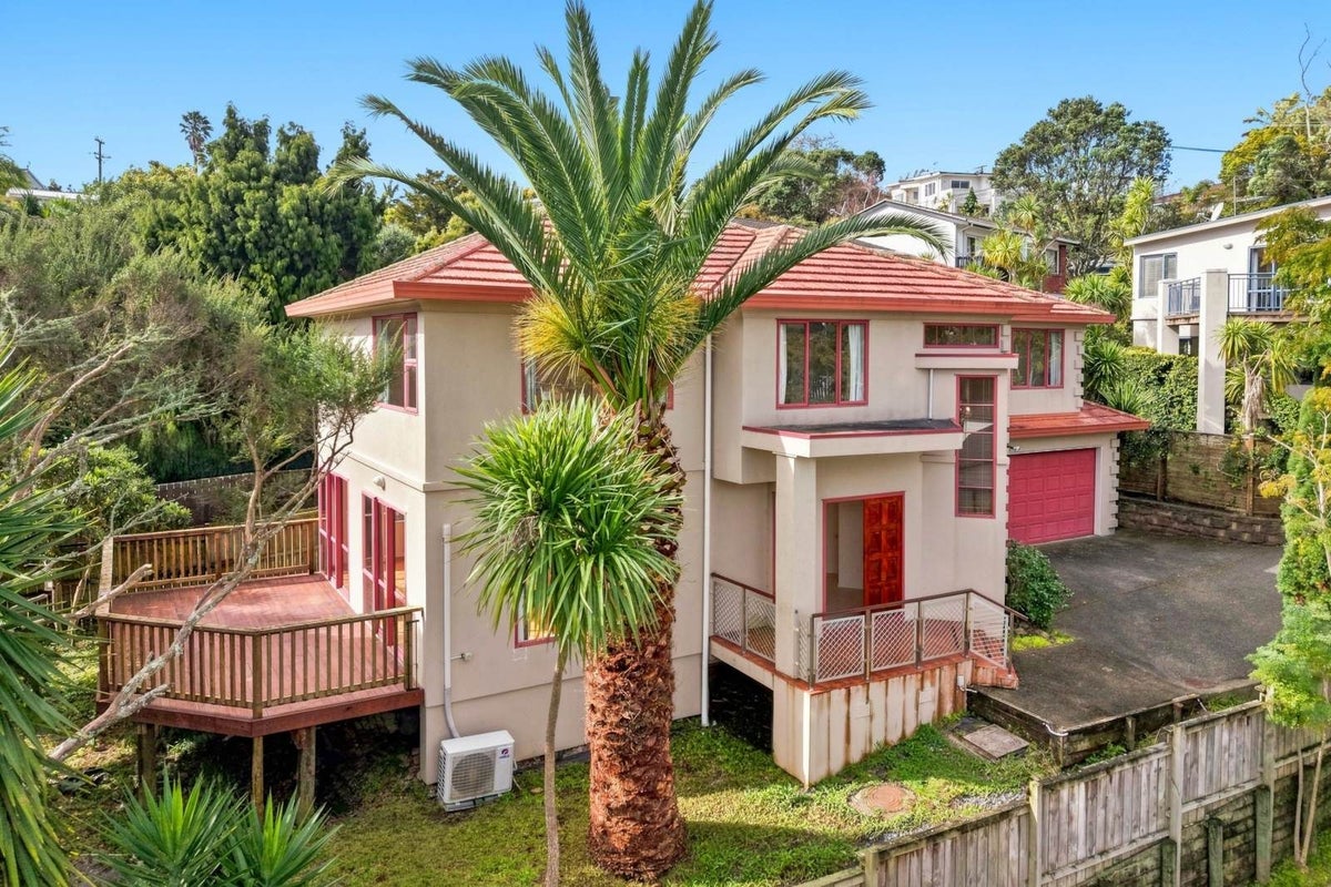 2/72 Heathcote Road, Castor Bay, North Shore City, Auckland - Carousel 2