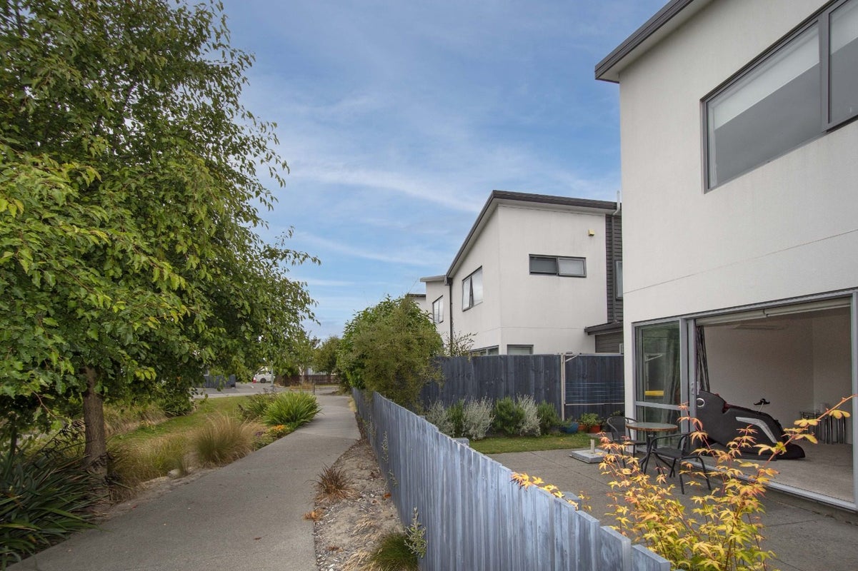 5 Longueval Lane, Broomfield, Christchurch - Carousel 12