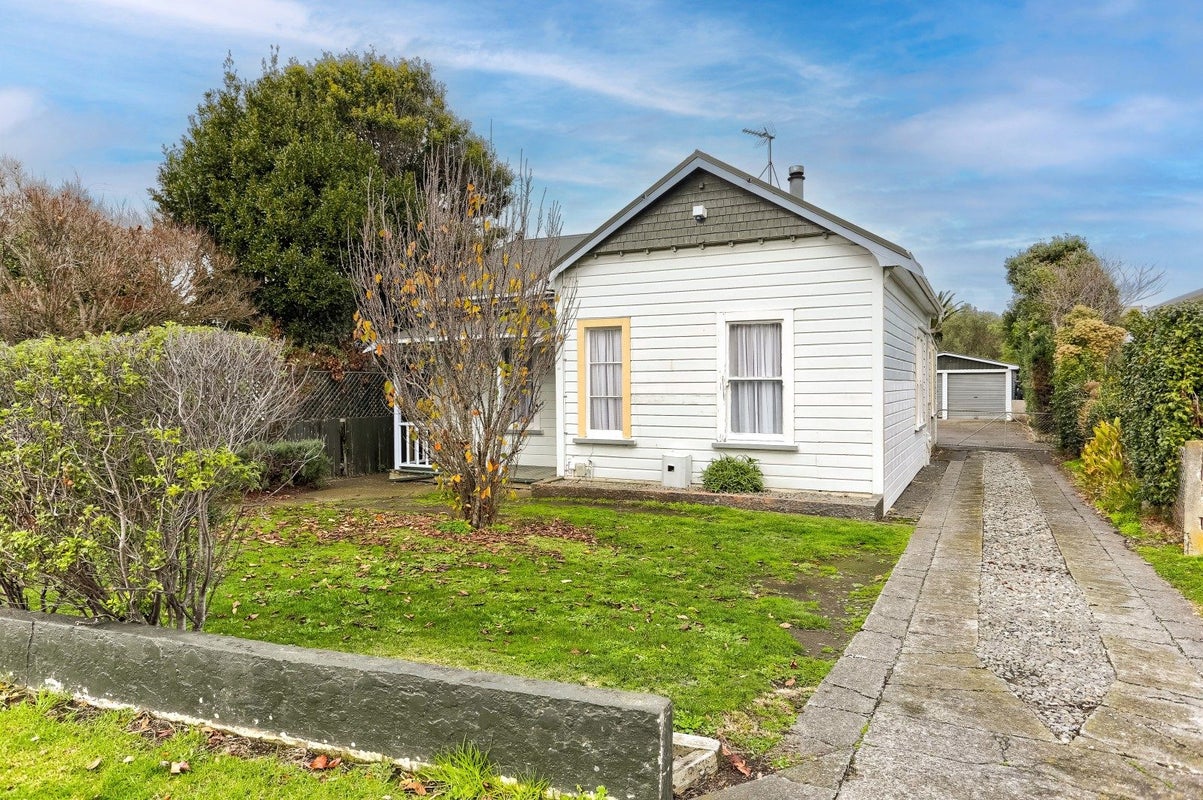 43 Alma Road, Gonville, Whanganui - Carousel 1