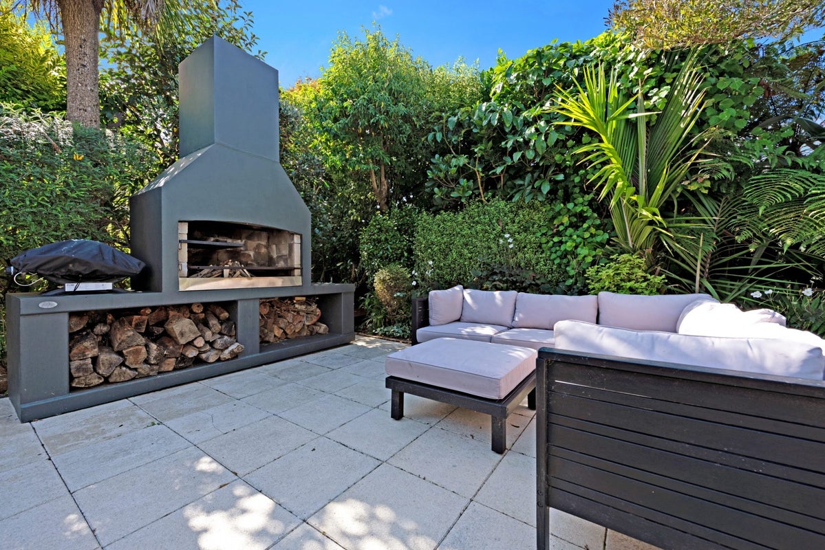 24 Marsden Avenue, Karori, Wellington - Carousel 2