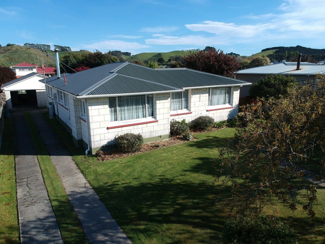 14 Warwick Street, Oamaru North, Oamaru - Carousel 38
