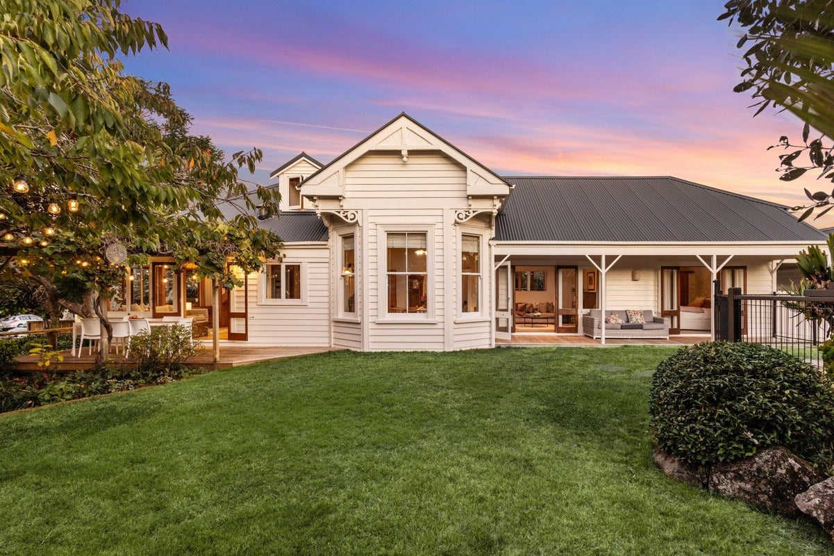 60 Prospect Terrace, Mount Eden, Auckland - Carousel 1