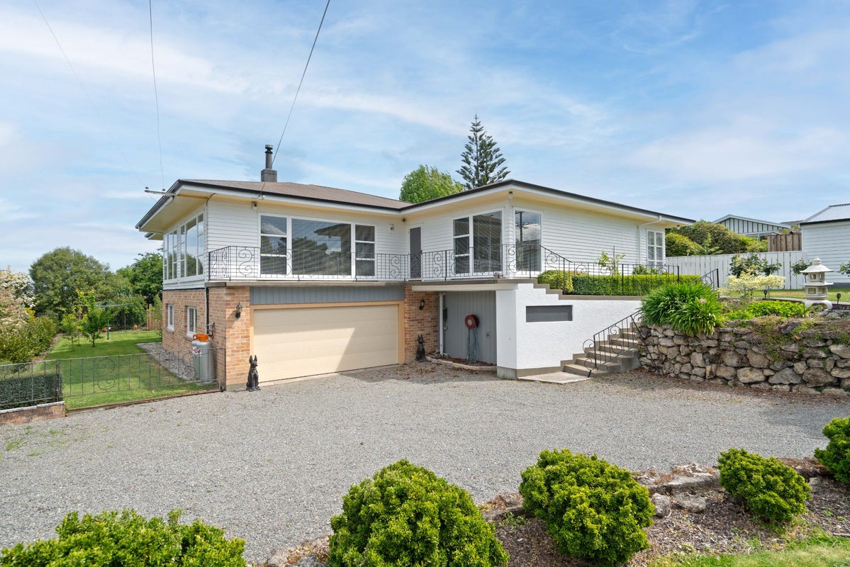 9 Miro Street, Lansdowne, Masterton - Carousel 29