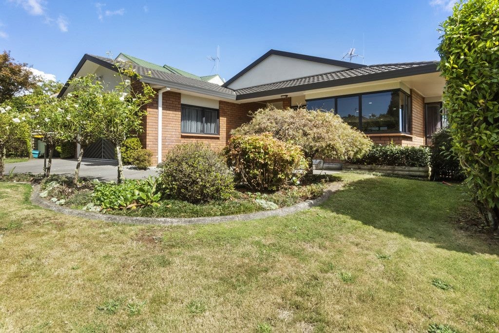 17 Sunny Dale, Western Heights, Hamilton - Carousel 20